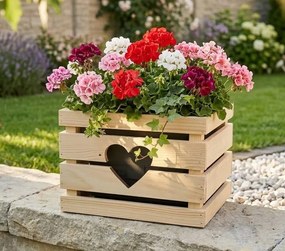 AMADEA Drevený obal so srdiečkom s kvetináčom, 27x27x20 cm Český výrobok