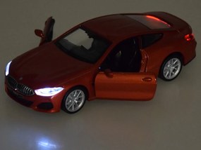 Jokomisiada Kovový model auta 1:35 BMW M850i - ZA4612