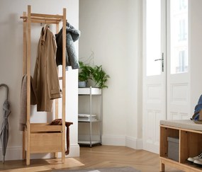 Stojan na oblečenie