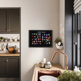 Toptabule.sk  Čierna tabuľa na magnetky v drevenom šedom ráme 60x40 cm