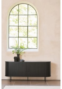 Čierna nízka komoda v dekore duba s posuvnými dverami 76x180 cm Nola – Unique Furniture