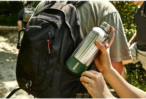 Termofľaša z nehrdzavejúcej ocele v striebornej farbe 850 ml Explorer – Black + Blum