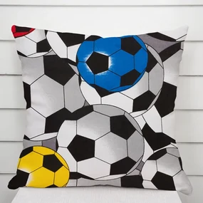 Biante Detská bavlnená obliečka na vankúš Sandra SA-580 Farebné a sivé futbalové lopty 50 x 70 cm