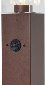 Vonkajšia lampa hrdzavo hnedá s čírym sklom 80 cm IP44 so zásuvkou a snímačom pohybu - Malios