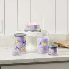 Yankee Candle vonná sviečka Signature v skle stredná Lemon Lavender, 368 g, M