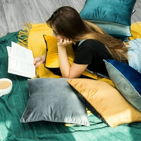 Dekorstudio Zamatová obojstranná obliečka na vankúš MEL2 púdrovoružová s lémom