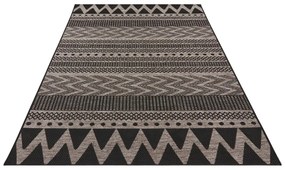 Čierno-béžový vonkajší koberec NORTHRUGS Sidon, 140 x 200 cm