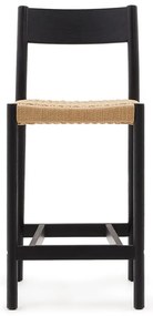 Čierna/v prírodnej farbe barová stolička z dubového dreva (výška sedadla 65 cm) Yalia – Kave Home