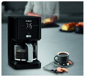 Čierny kávovar na filtrovanú kávu Smart'n'light CM600810 – Tefal