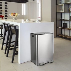 Oceľový odpadkový kôš 2x30 l na triedený odpad/nášľapný v matne striebornej farbe Aliya – Spirella