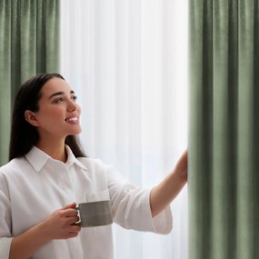 ZATEMŇOVACÍ ZÁVES NA PÁSKE ROSA 135X300 CM OLIVOVÁ