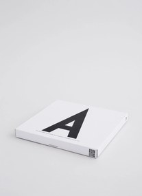 DESIGN LETTERS Porcelánový tanier Letters 20 cm W