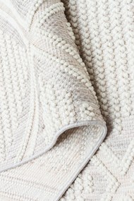 Czy 03 - Grey, Cream