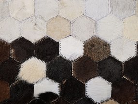 Kožený koberec 140 x 200 cm hnedá/béžová EYIM Beliani