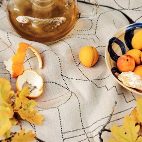 Saana ja Olli Utierka/Prestieranie Unien talo 45×70cm biela