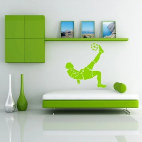 Veselá Stena Samolepka Futbalista vykopáva Farba: zelená, Veľkosť: 40 x 43 cm