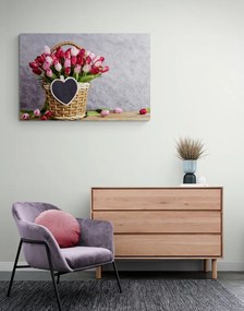 Obraz červené tulipány v drevenom košíku