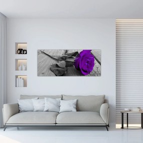 Obraz - Fialová ruža so zelenou stonkou (120x50 cm)