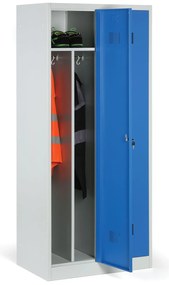 Kovová šatníková skrinka S1 s medzistenou, 2 oddiely, 1850 x 800 x 500 mm, cylindrický zámok, zelené dvere