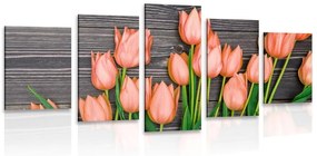 5-dielny obraz očarujúce oranžové tulipány na drevenom podklade