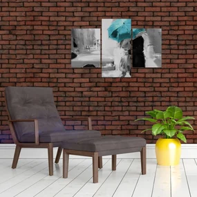 Obraz - Zamilovaný pár s dáždnikom, modrý (90x60 cm)