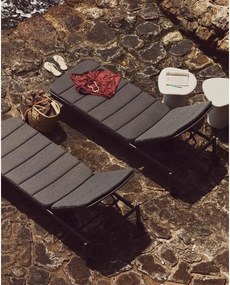 Čierne kovové záhradné ležadlo Marcona – Kave Home