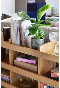 Knižnica v dekore duba v prírodnej farbe 120x70x32 cm Momentum – Hübsch