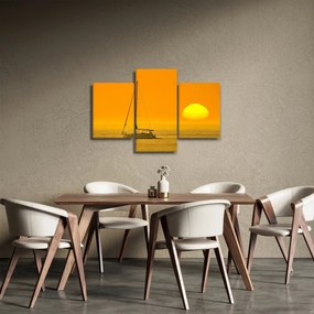 Obraz - Loďka uprostred mora (90x60 cm)