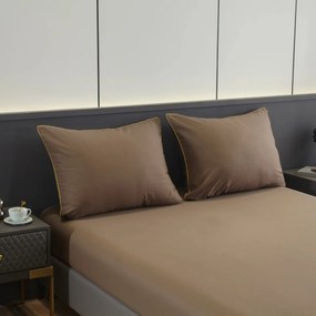 Dekorstudio Elegantné posteľné obliečky s lemovkou PGW - 05 v hnedej farbe Rozmer posteľných obliečok: Šírka x Dĺžka: 140x200cm + 1ks 70x80 cm