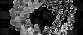 Obraz - čiernobiele šachy (120x50 cm)