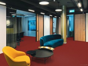 ITC, Metrážny koberec e-blitz 10, na mieru, šíře 4m, červená, ab (mriežka), chodba / predsieň