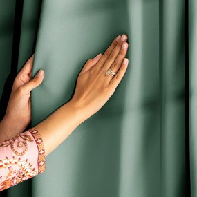 Svetlozelený zatemňovací termo záves 140x270 cm Pleat – Restilo