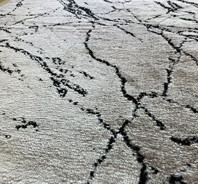 Koberec Opera 8090 GREY – sivý obdĺžnikový koberec s vzorom Rozmer: 60x100 cm