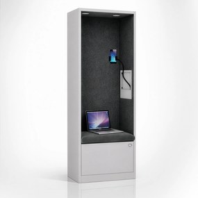 Kancelárska akustická kabína so sedadlom a portom USB-C, telo v sivý / sedák tmavosivá v zelenej farbe, 600 mm: SALLY MentalBox