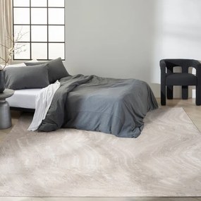 Koberec CALVIN KLEIN IRRADIANT strieborný / sivý