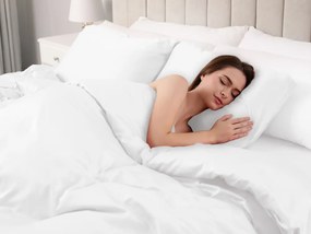 Biante Saténové posteľné obliečky ST-001 Biele Dvojlôžko francúzske 240x220 a 2ks 70x90 cm