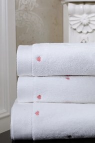 Soft Cotton Malý uterák MICRO LOVE 32x50 cm Biela / lila srdiečka