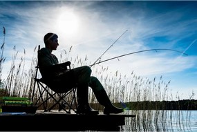 HUGO sivá skladacia turistická stolička
