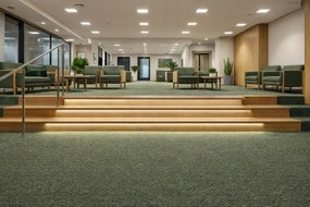 Associated Weavers, Koberec metráž Medusa 21, na mieru, šíře 4m, zelená, ab (mriežka), chodba / predsieň