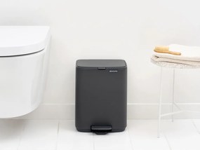 Tmavosivý pedálový oceľový odpadkový kôš 7 l Bo – Brabantia