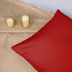 SATÉNOVÁ OBLIEČKA NA VANKÚŠ 50X80 CM ČERVENÁ