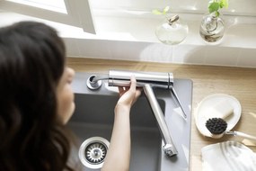 Hansgrohe Zesis M33, páková kuchynská batéria 160, inštalácia pred okno, 1jet, chrómová, HAN-74805000