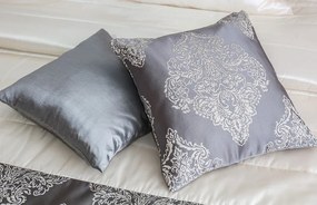 Krásny prehoz na posteľ sivo zlatý s prepracovaným vzorom