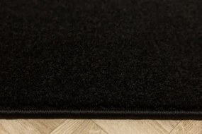 Metrážny koberec Romance-Elite 278 čierny