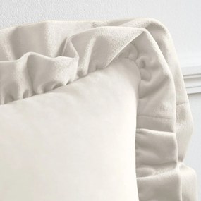 Zamatový dekoračný vankúš 43x43 cm Velvet Double Frill – Catherine Lansfield