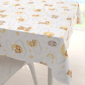 Biante Detský bavlnený štvorcový obrus Sandra SA-461 Zvieratká medzi hviezdičkami na bielom 100x100 cm