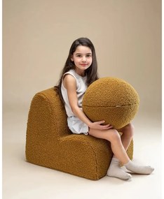 Hnedý detský pohovkový vankúš z textílie buklé Ball – Wigiwama