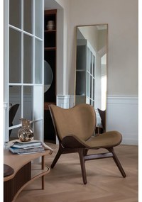 Béžové kreslo A Conversation Piece – UMAGE