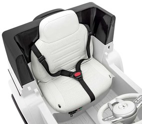 Detské autíčko s elektrickým pohonom 4x4 Mercedes Benz EQG - biele
