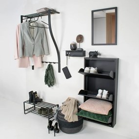 Čierny kovový nástenný vešiak s poličkou 75 cm Carve – Spinder Design